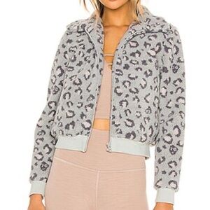Beyond Yoga All Time Bomber Jacket in Grey Leopard Sherpa Large